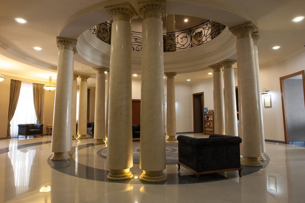Hotel Astoria Tbilisi Bagian luar foto
